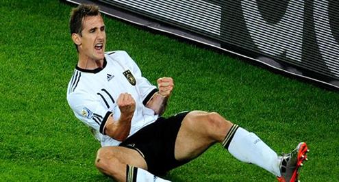 كلوزه يترك الباب مفتوحا أمام التكهنات حول مستقبله مع المنتخب الألماني 